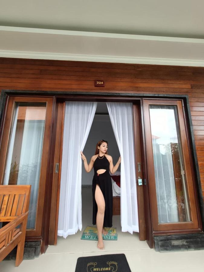 Juan Beach Bungalow Batununggul Kültér fotó