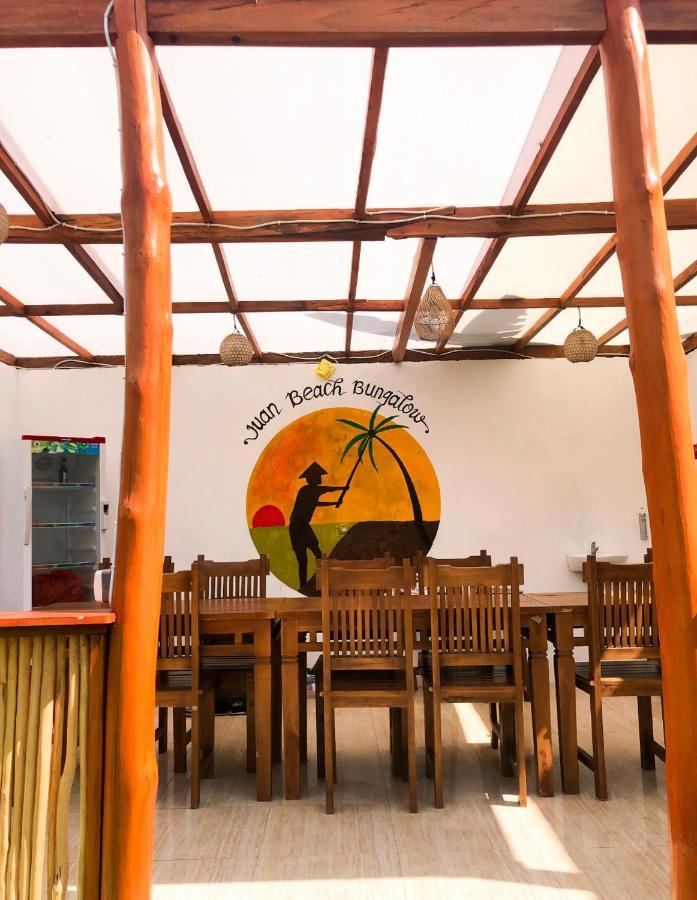Juan Beach Bungalow Batununggul Kültér fotó